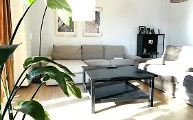 House Flow, 3 Room, Free 2 Parking