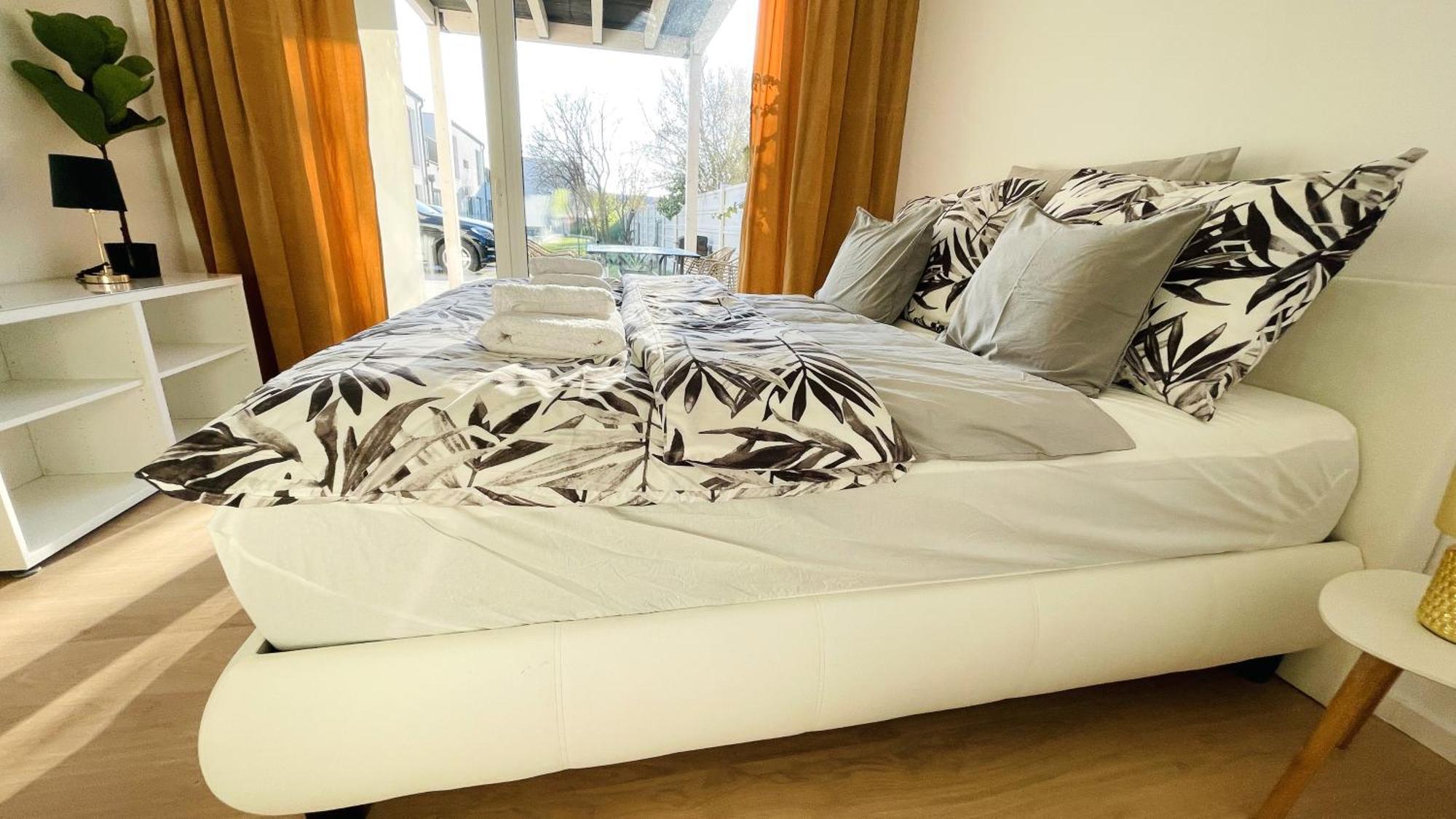 House Flow, 3 Room, Free 2 Parking Bratislava Exteriér fotografie