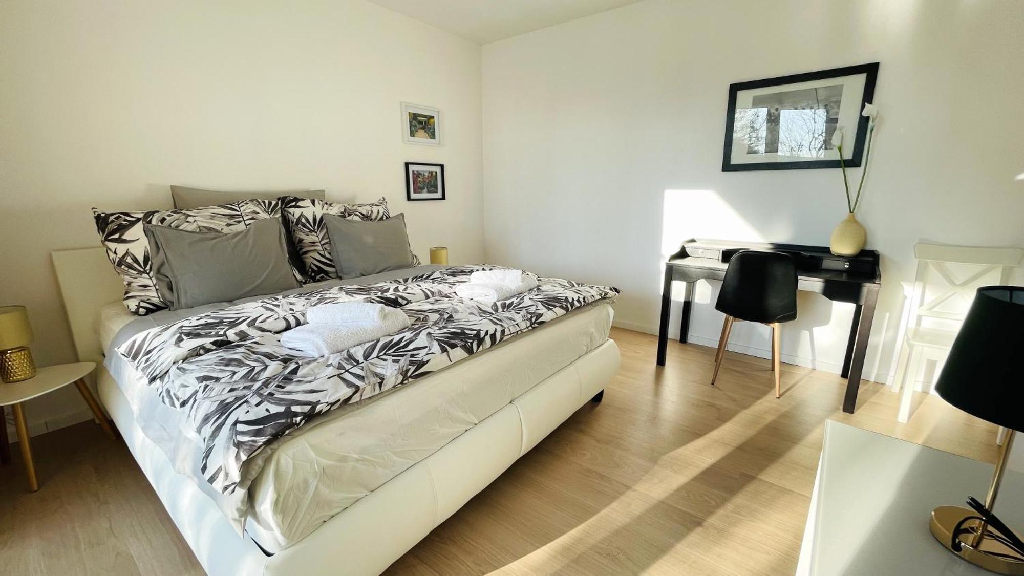 House Flow, 3 Room, Free 2 Parking Bratislava Exteriér fotografie