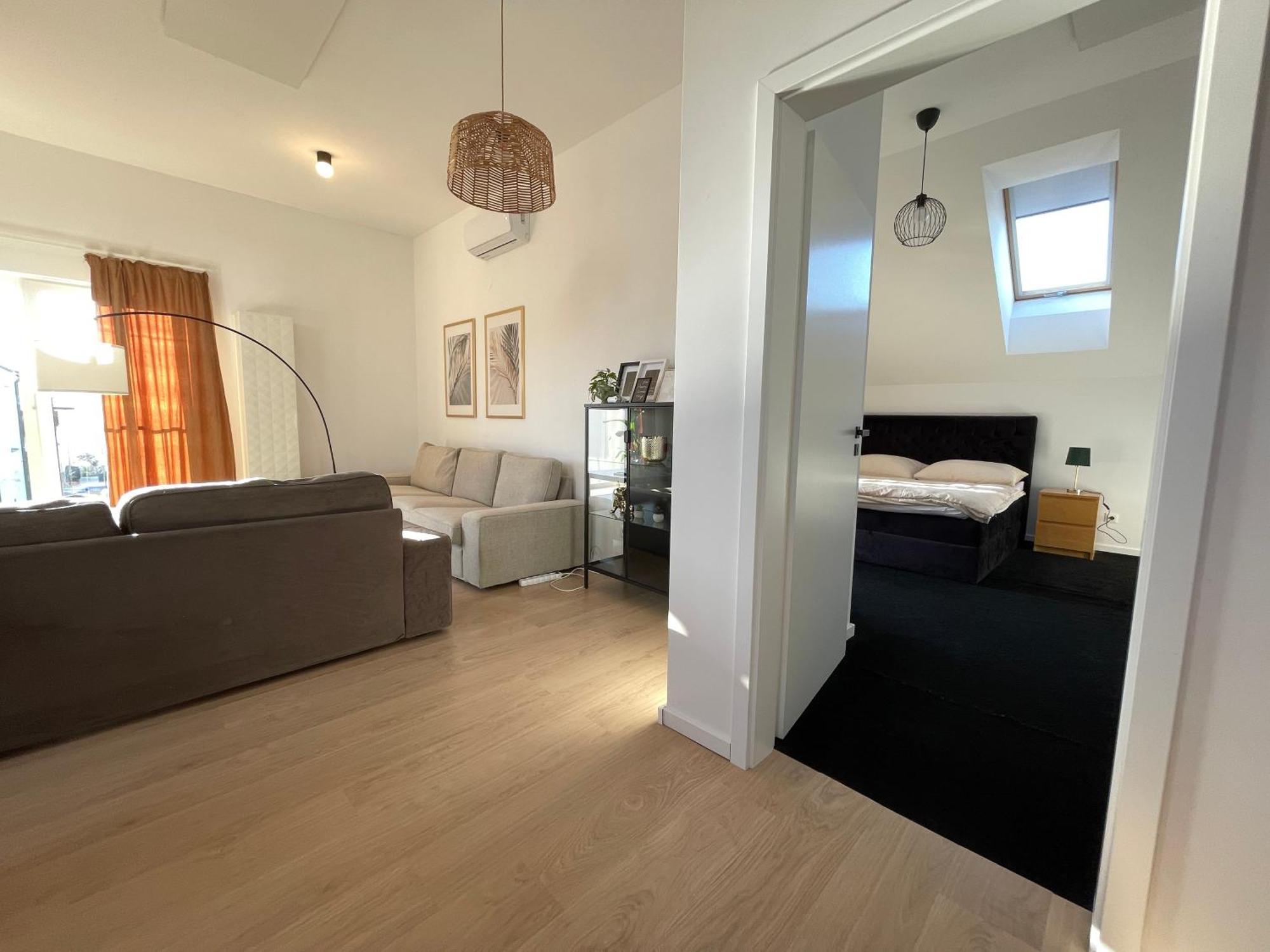 House Flow, 3 Room, Free 2 Parking Bratislava Exteriér fotografie